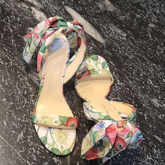 BRAND NEW NINE WEST KOBS ANKLE BOWNOT TIE SANDAL (WOMEN) - Picture 9 of 16